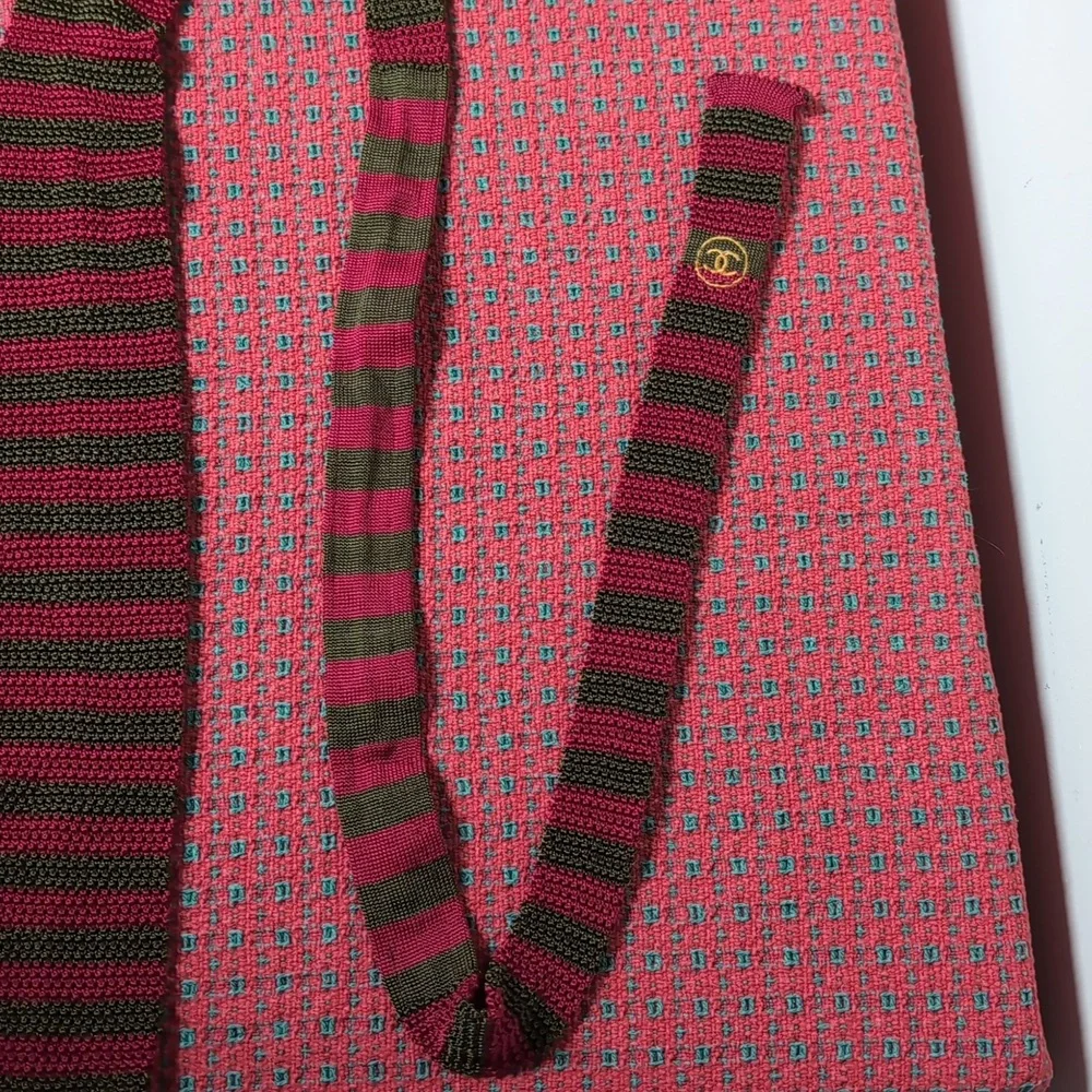 Chanel - Picture 2 of 5